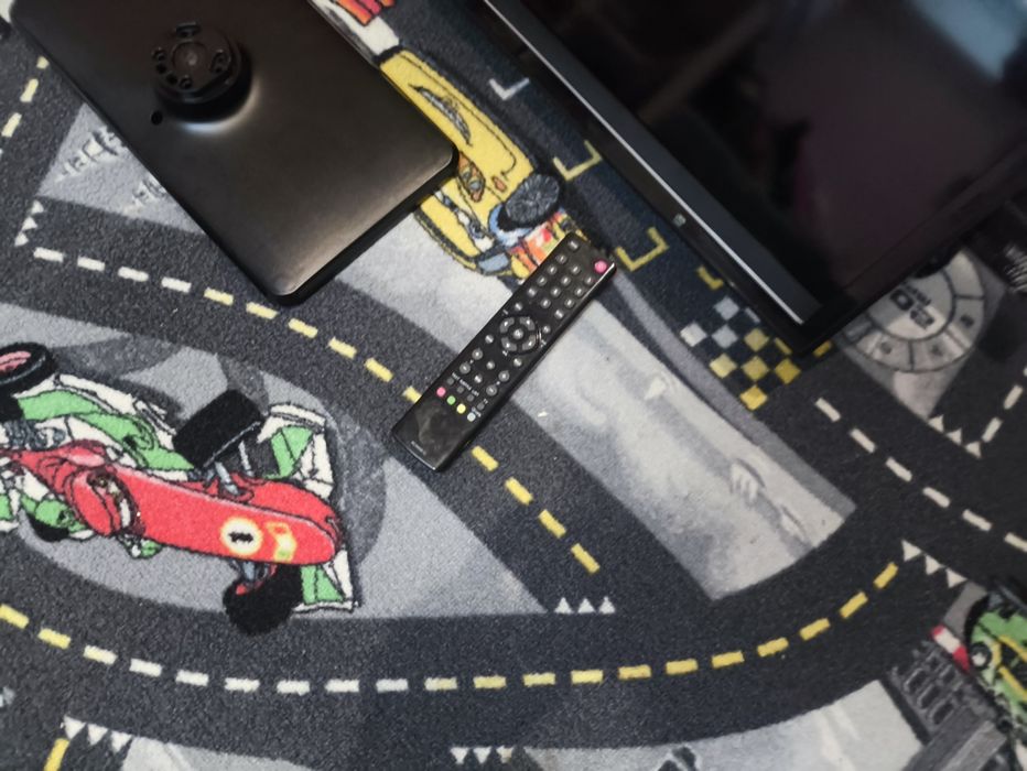 Tv Thomson 32 cale + dekoder dvbt2 gratis