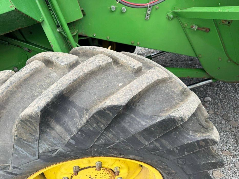 Комбайн свіжопригнаний John Deere 942