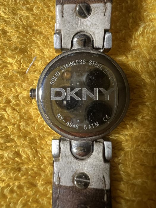 Часы DKNY Stanhope