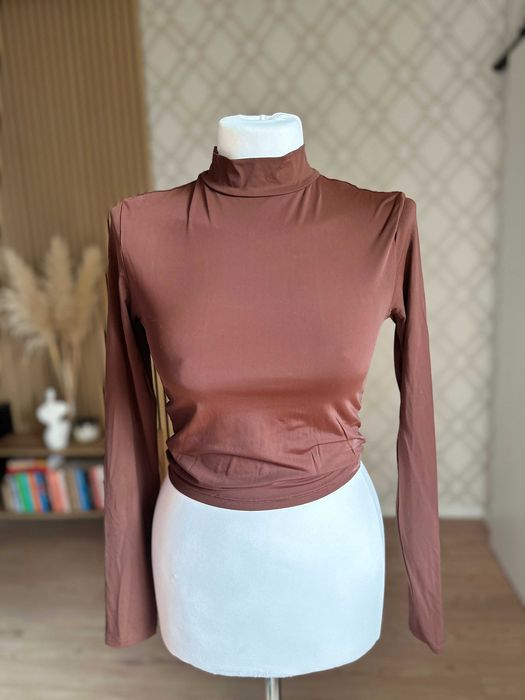Brązowy czekoladowy crop trop | półgolf | long sleeve | Stradivarius S