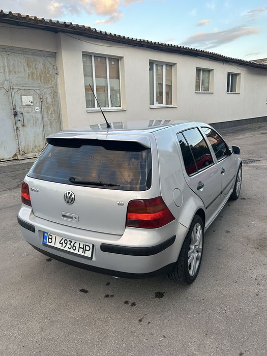 Volkswagen Golf 4