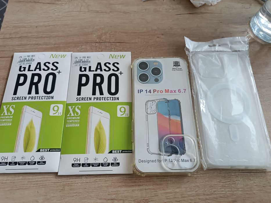 iPhone 14 pro max dwa etui i dwa szkła
