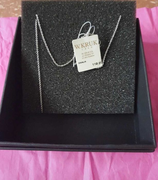 Naszyjnik z wisiorkiem