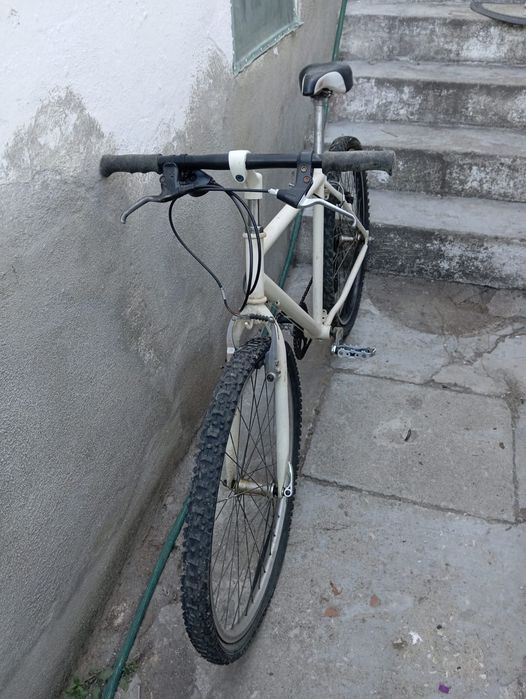 Bicicleta usada para venda