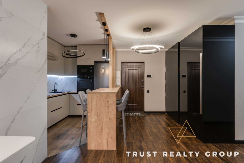 ЖК Лебединий, Ревуцького 40Г, S-80m. Нова, Позняки, Бажана