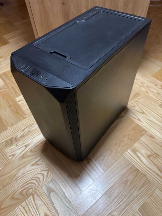 PC 8 rdzeni 64 GB RAM, Nvidia NVS 510, SSD m2 proxmox, VM