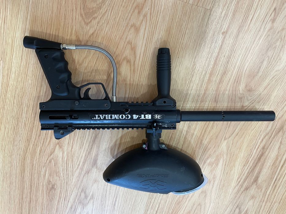 Paintball - Marcador BT4 COMBAT c/acessórios