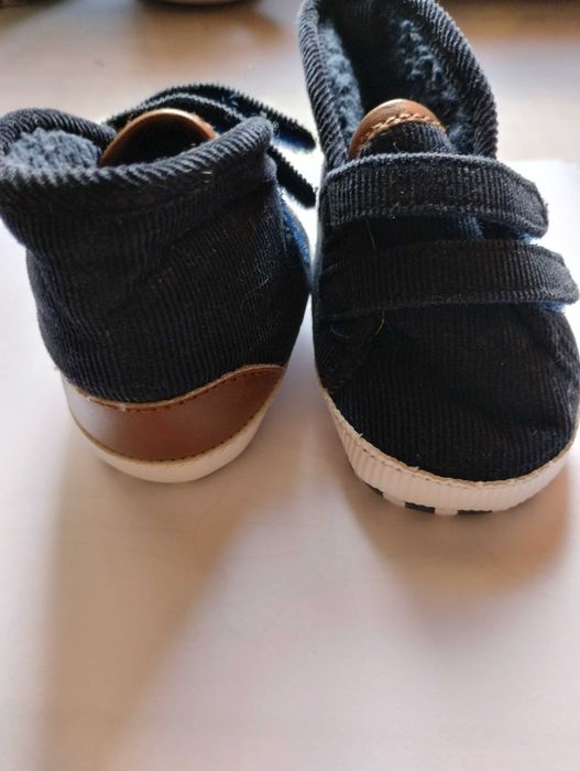 Buciki ocieplane 3-6 miesięcy