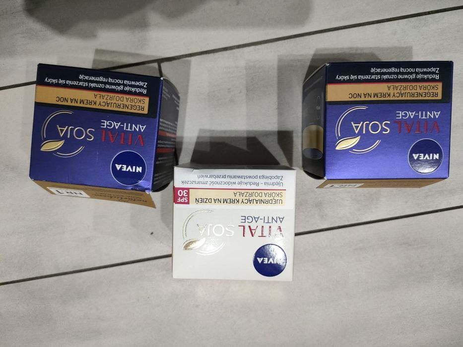 Zestaw kremów Nivea Vital Soja
