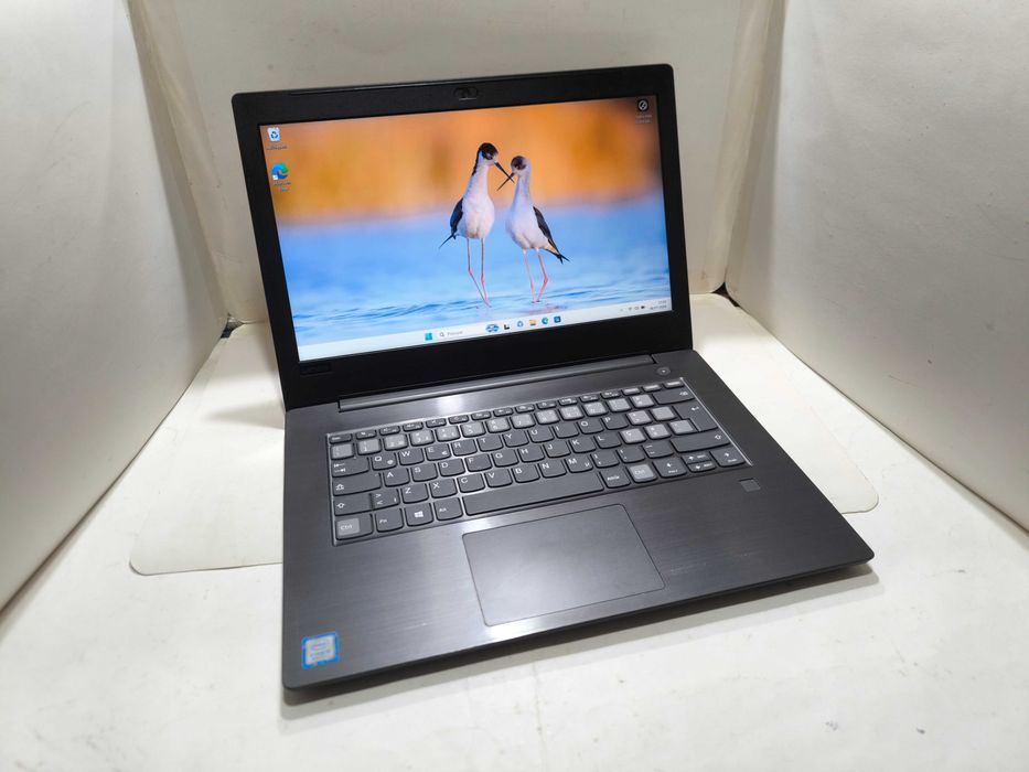 Lenovo V330 i5 256GB ssd 8GB ram FullHD