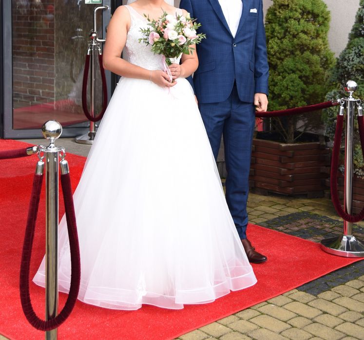 Suknia ślubna rozmiar 38