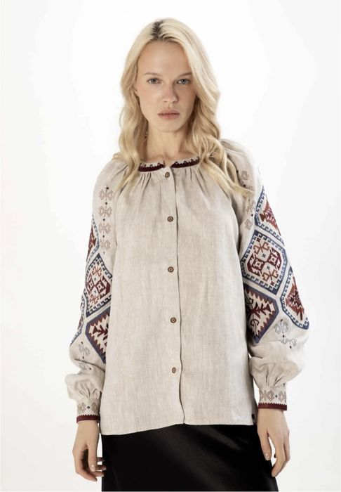 Вишиванка жіноча