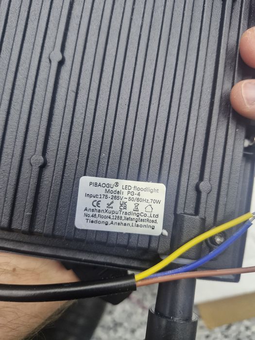 Lampa garazowa halogen garaz podworko pir czujka ruchu