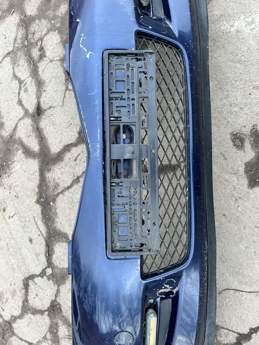 Передній бампер Mazda 2  Мазда 2 2003-2007