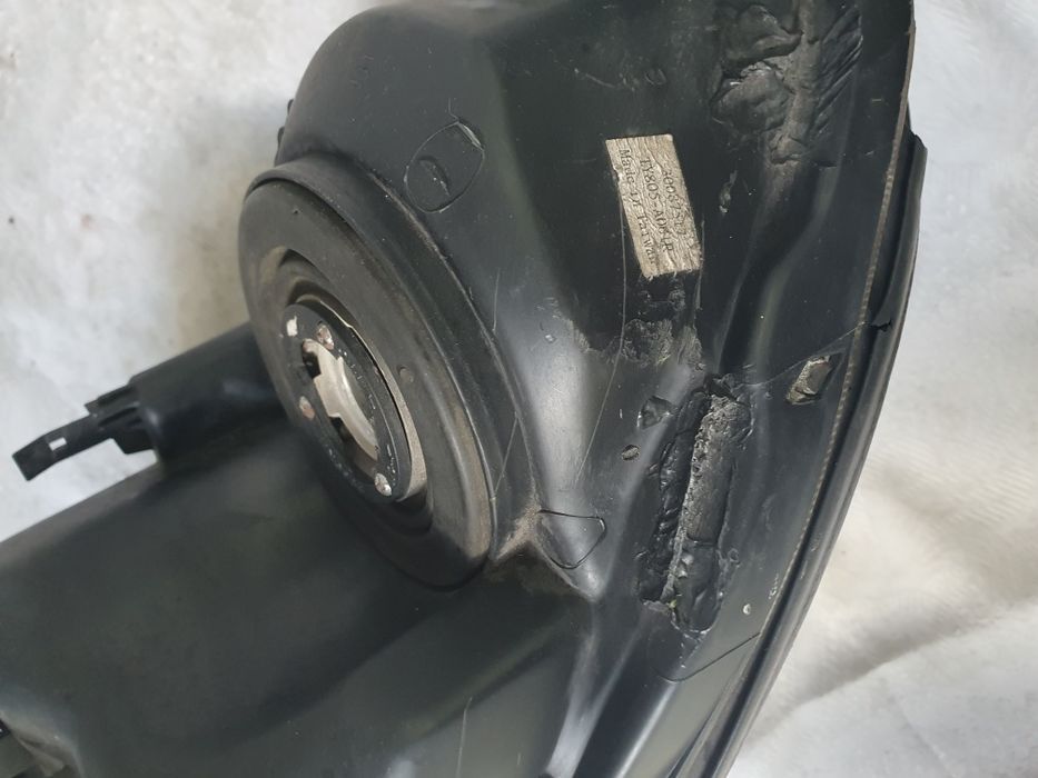 Lampa prawa przednia Scion TC przód