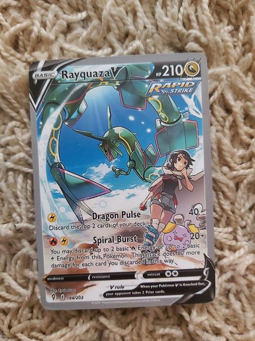Carta pokémon-Rayquaza V