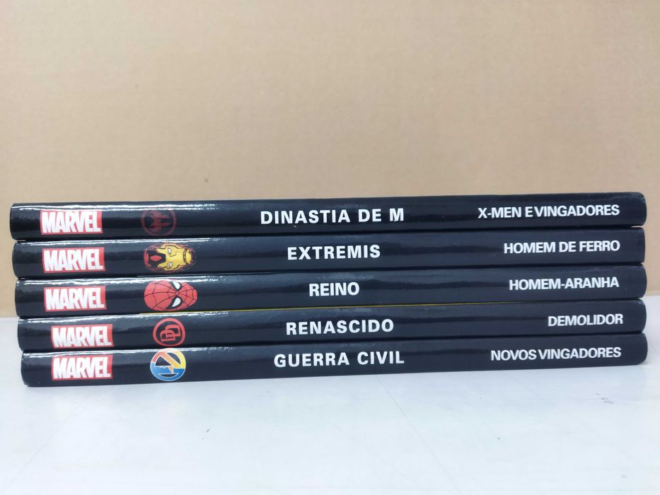 Heróis Marvel  Série I e II - livros como Novos
