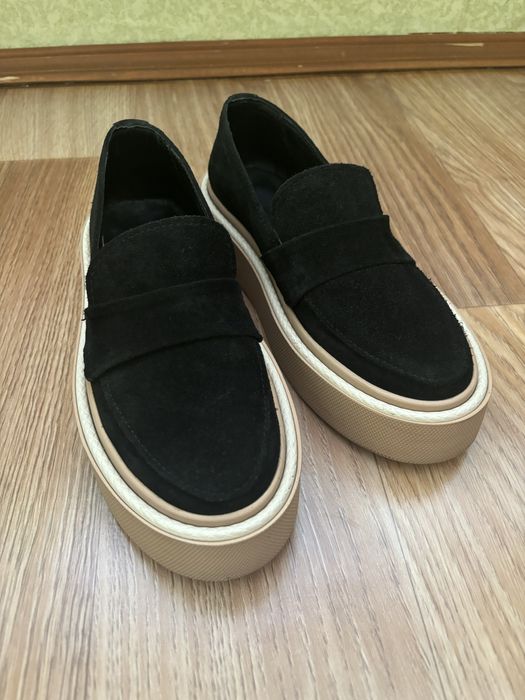 Лофери жіночі замшеві