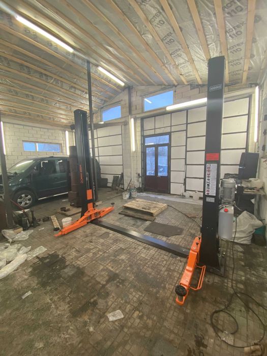 Підйомник двостійковий