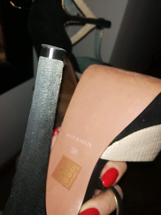 Szpilki Kurt Geiger