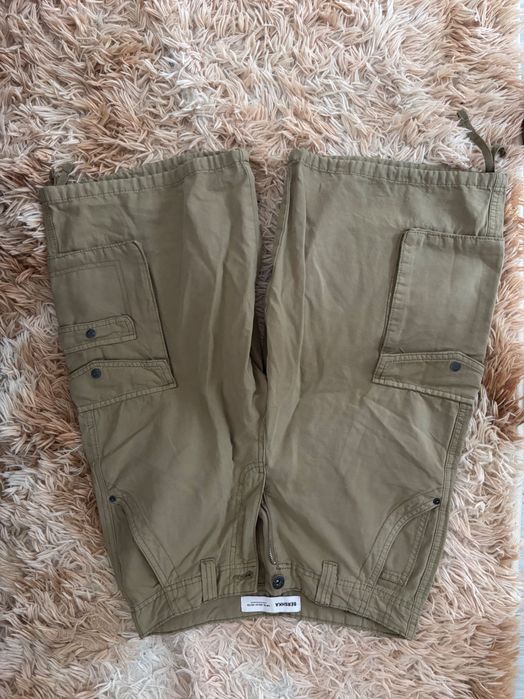 Шорти cargo baggy BERSHKA