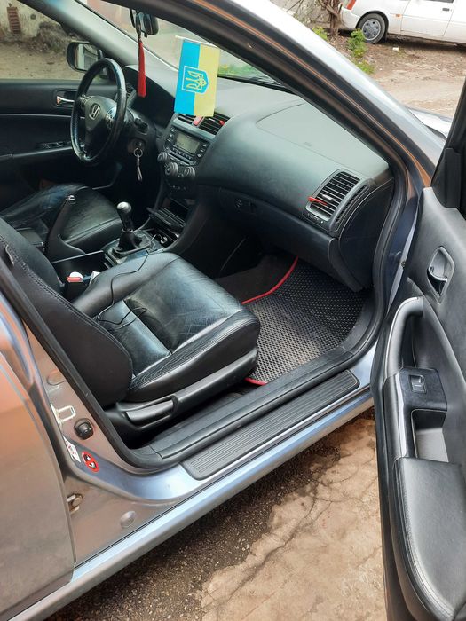 Продам Honda Accord Хонда Акорд 2004 дизель седан