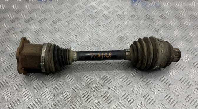 Піввісь полуось по він коду