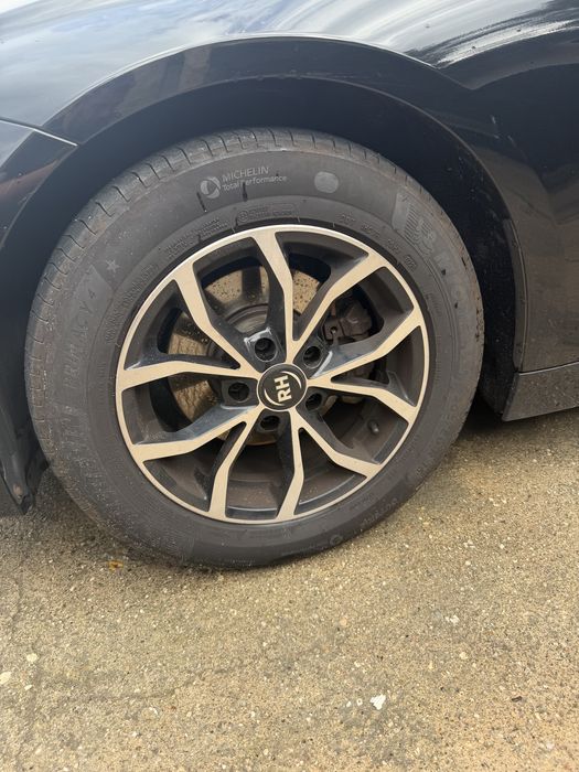 Jantes 16" RH + Pneus Michelin Primacy 4 (205/60 R16)