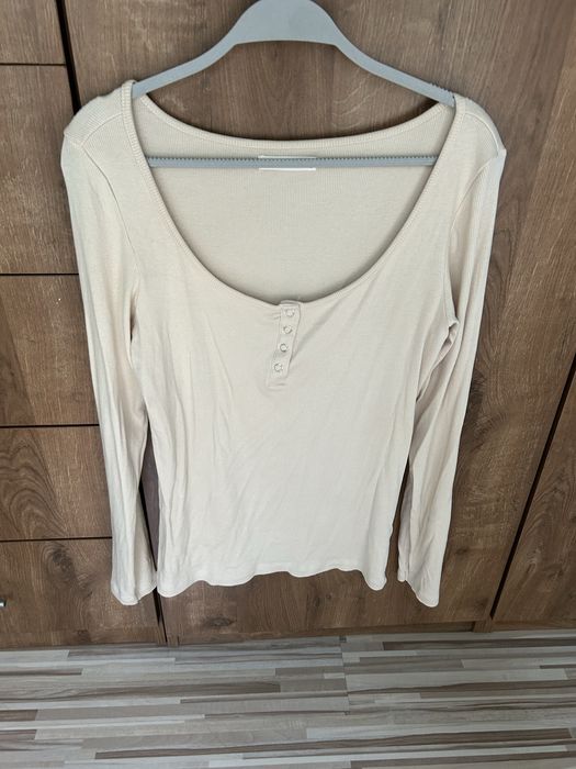 Prążkowana bluzka , longsleeve roz L Reserved