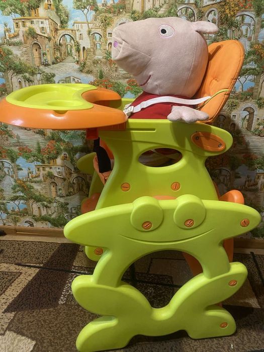 Стілець для годування дитячий