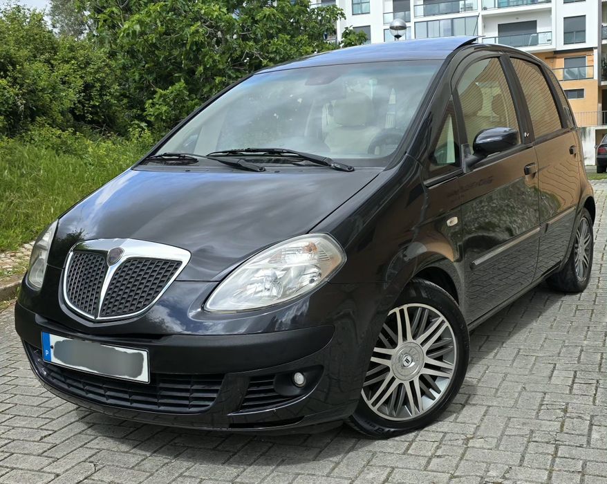 Lancia Musa 1.3 MultiJet 90cv Versão Platinum