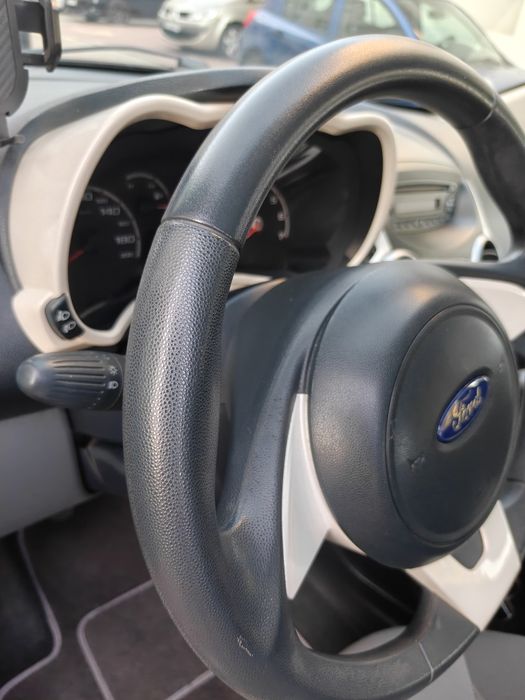 Ford KA 2, 2009rok, 1,2 benzyna doinwestowany, prywatnie.
