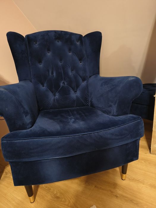 Fotel + duża pufa Puszman.