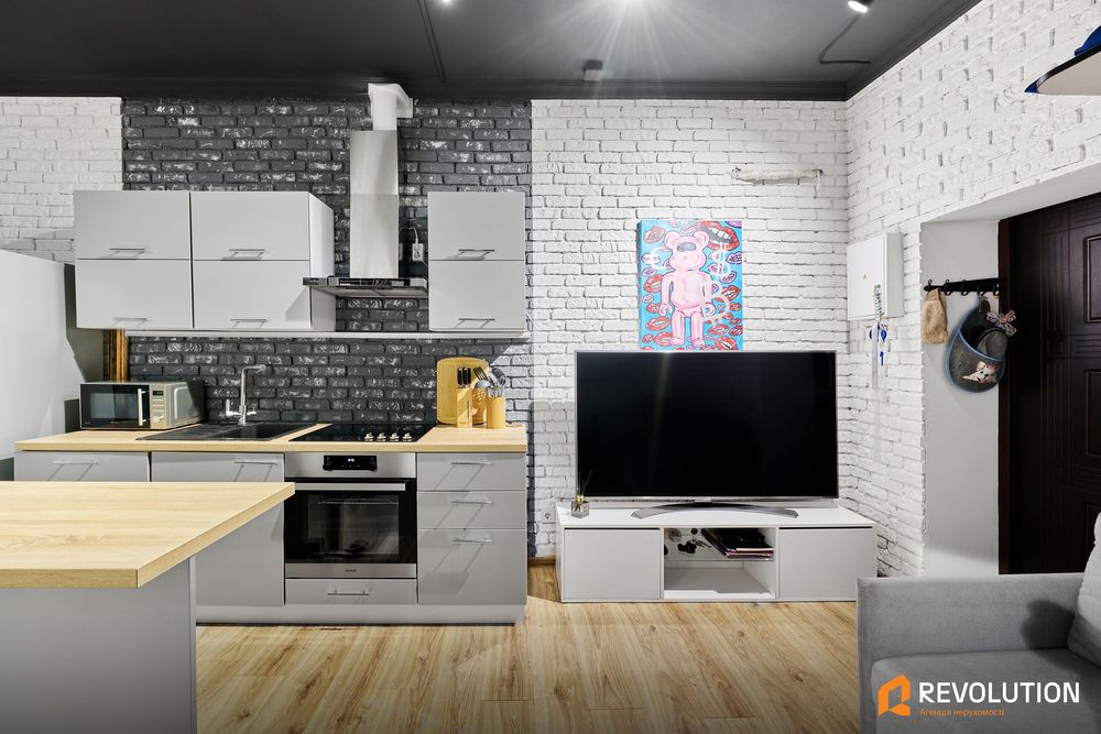 БЕЗ %, цокольний поверх ЖК Казка, Лебедєва, 1