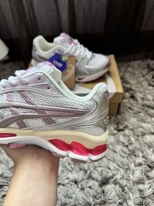 Asics Gel Kayano 14 - Tamanho Eur 39