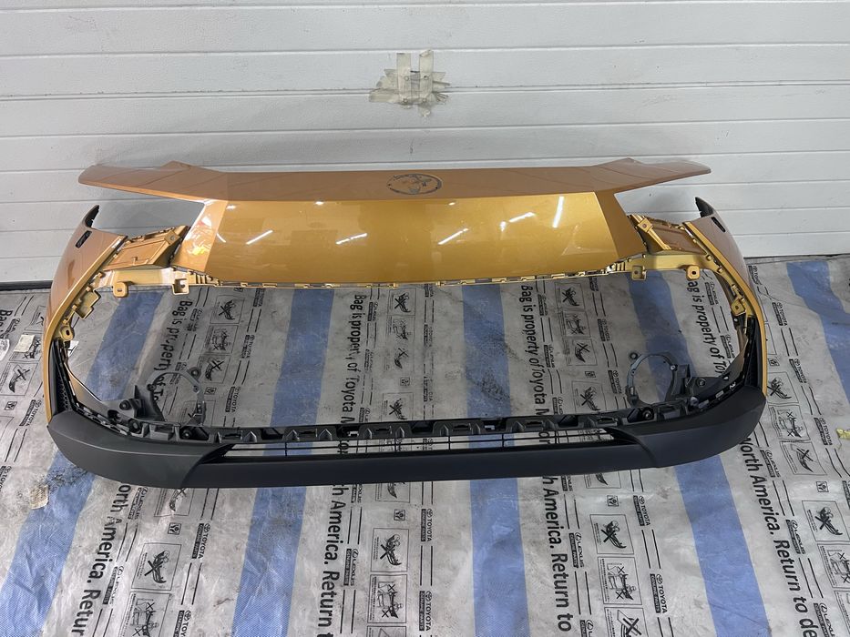 52119f4250 бампер перед toyota c-chr ii 2023-