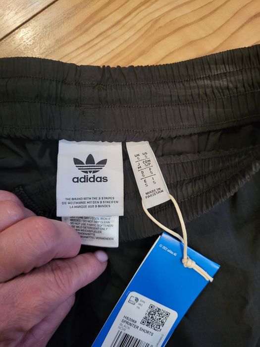 Спортивний одяг .