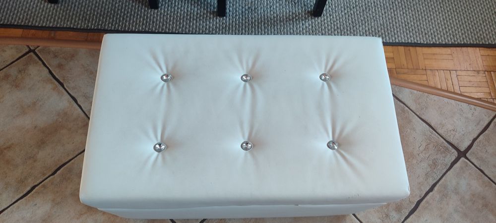 Pufa siedzisko tapicerowane