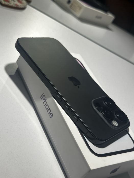 Iphone 16 Pro 1TB- 1000GB ! Stan bdb
