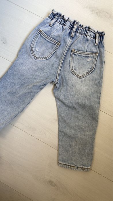 Джинси mom від zara