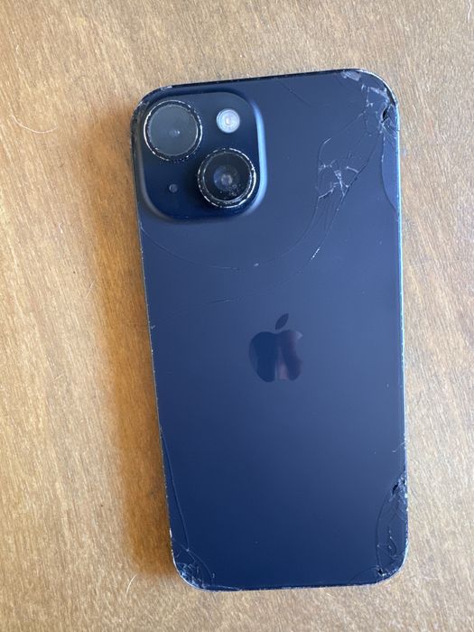 Iphone 15 125g 84% Bateria