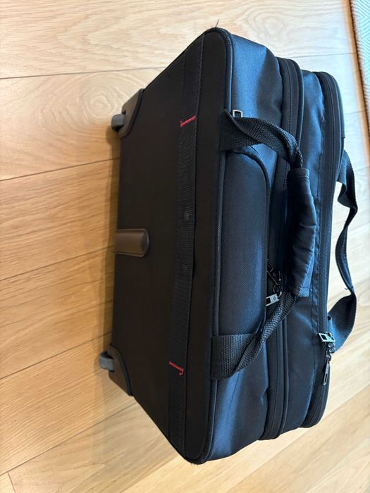 Mala SAMSONITE executiva, com rodas (como nova)