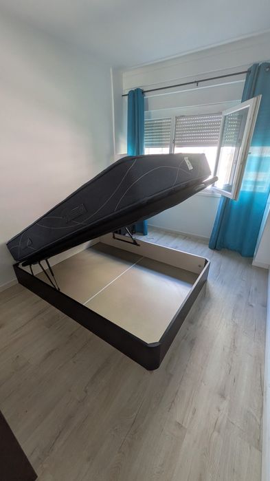 Cama Sommier Pikolin (Rebatível) + Colchão Molaflex - 150x200 (comprados em Abril de 2024)