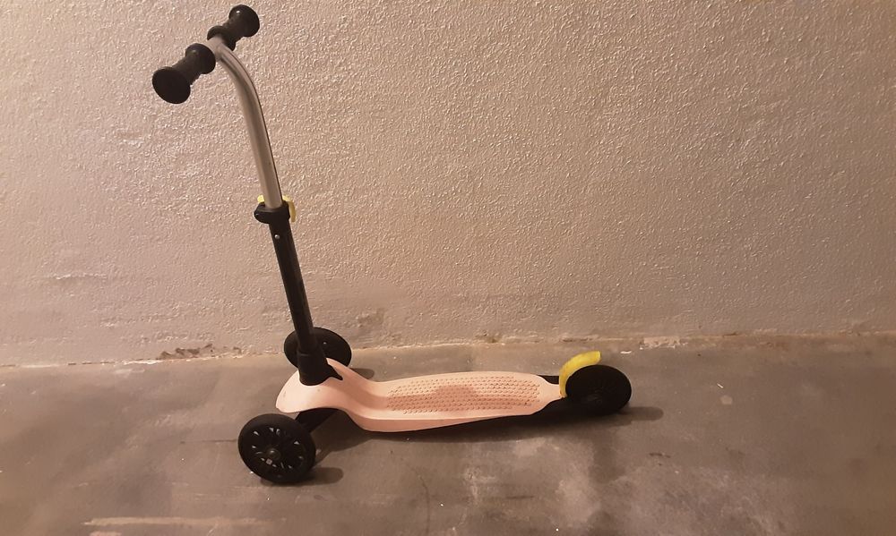 Bicicleta  + trotineta + carro + unicórnio primeiros anos