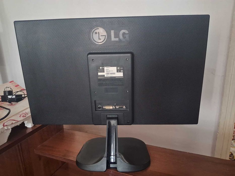 Монитор LG 24MP55D 75 Гц 24"