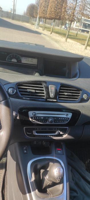 Renault Scenic III 1.9 CDTI