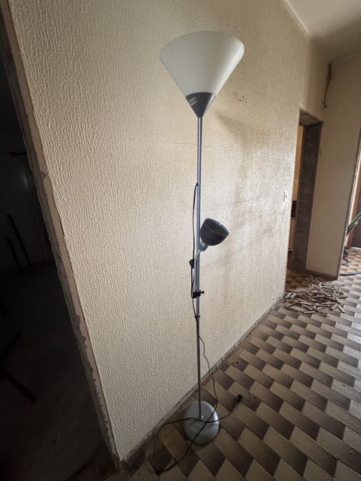 Candeiro de Pé alto