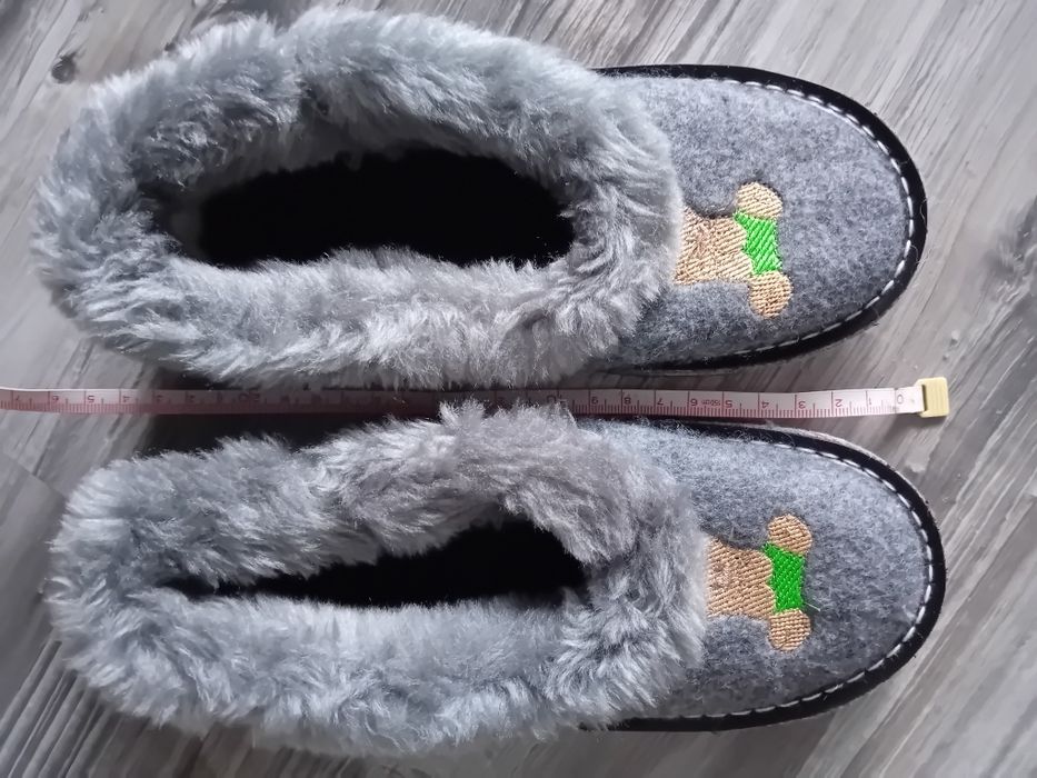 Kapcie dziecięce rozm.  33