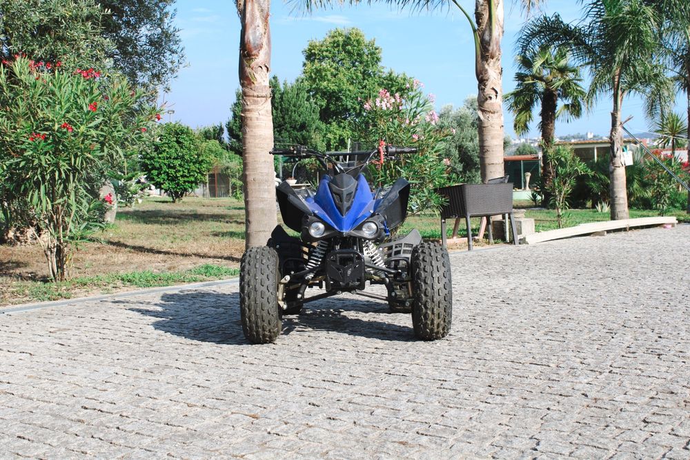 Moto 4 125cc em bom estado – 750€