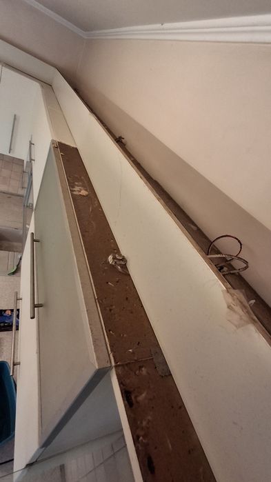 Прибирання будинків та квартир ,офісів та складів